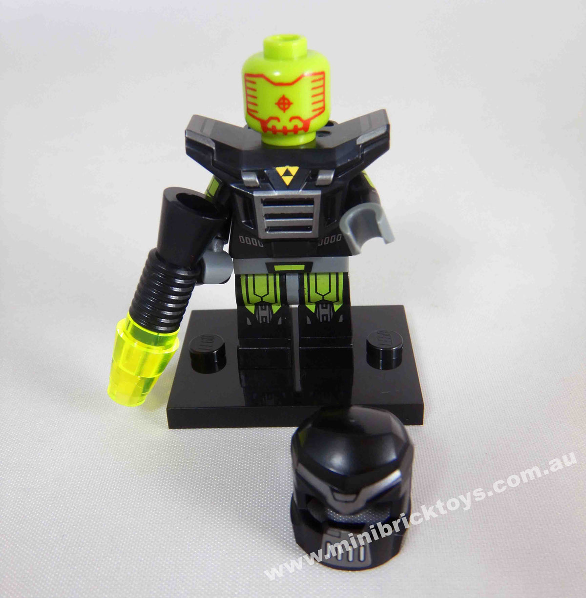 LEGO 71002 Evil Mech Space Droid Minifigure Series 11